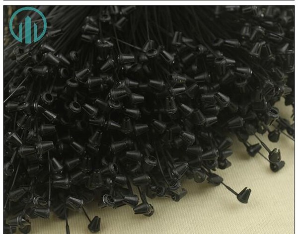 Ti Xỏ Đầu Nhọn 3 inch Màu Đen