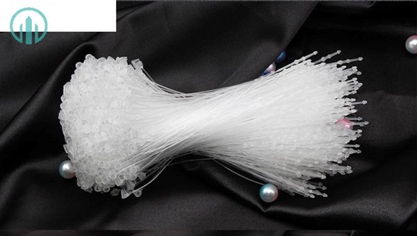 Ti Xỏ Đầu Nhọn 3 inch Màu Trắng