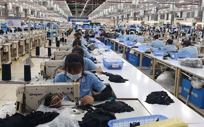 Cẩm Nang Lồng Ghép Quyền Trẻ Em Trong Doanh Nghiệp Dệt May – Hướng Dẫn Thiết Thực Cho Ngành Phụ Liệu May