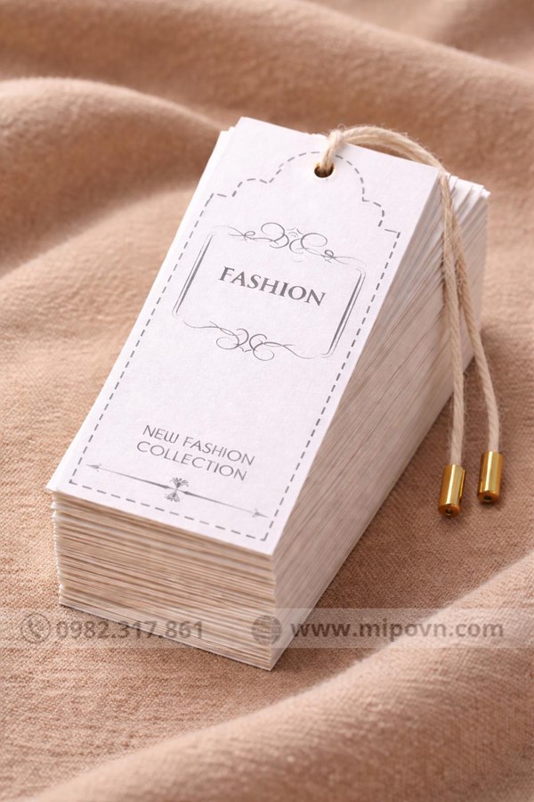 Tag Giấy In Sẵn Giá Siêu Rẻ - Xấp 1.000 Chiếc - Treo Quần Áo, Nón, Mũ, Giày Dép FASHION 4x10cm